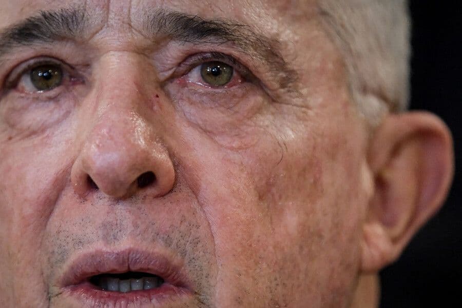 El expediente de tres décadas que lleva a Álvaro Uribe a una nueva indagatoria