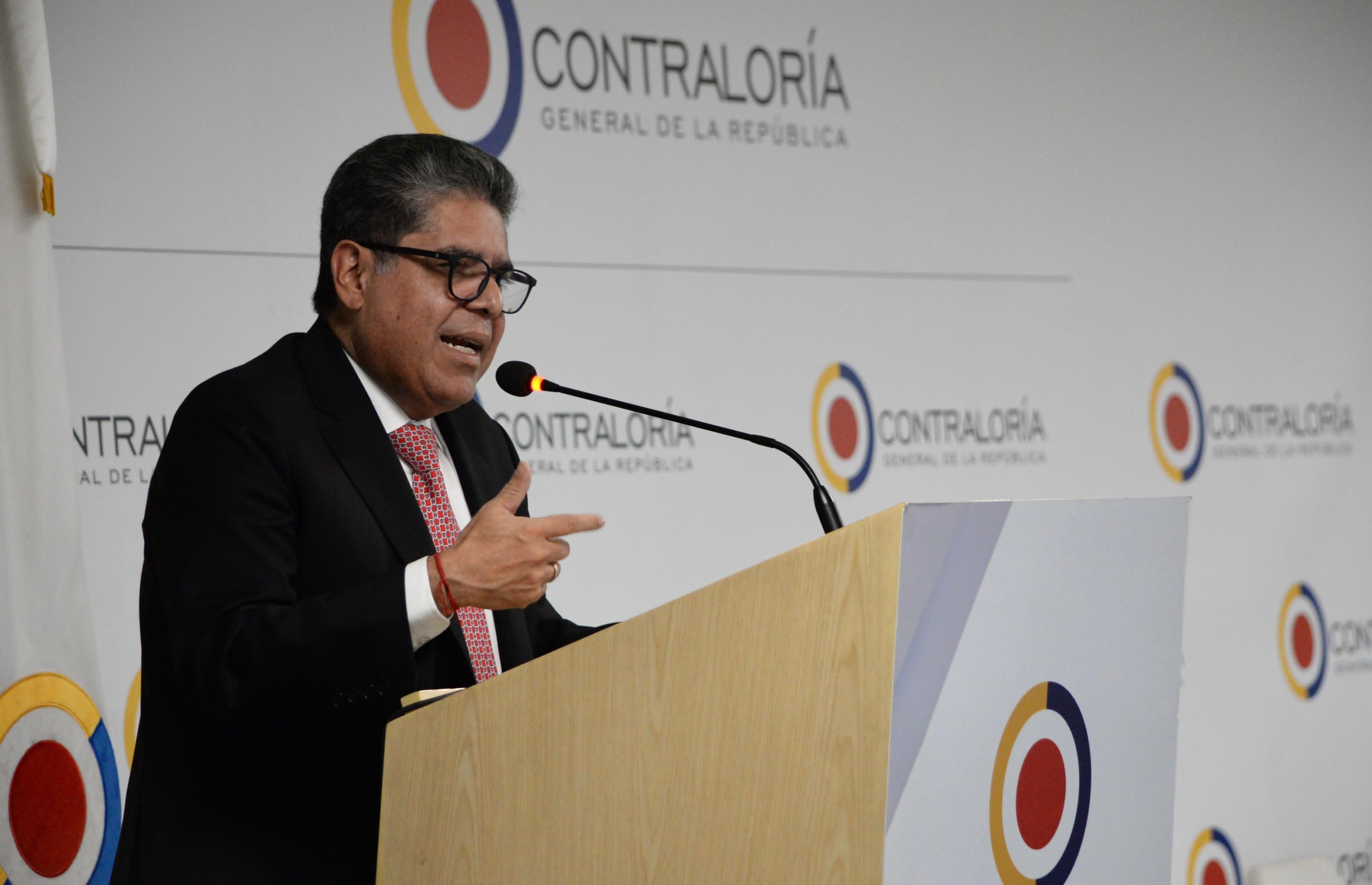 Más de 900.000 deudores del Estado: Contraloría advierte que compromisos financieros ascienden a 165 billones de pesos