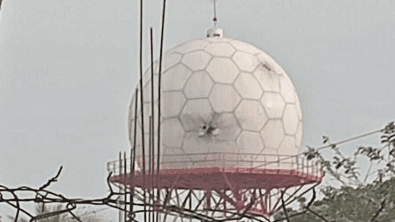 Dos ataques en menos de 24 horas en el Valle: drones golpearon un radar de la Aeronáutica Civil
