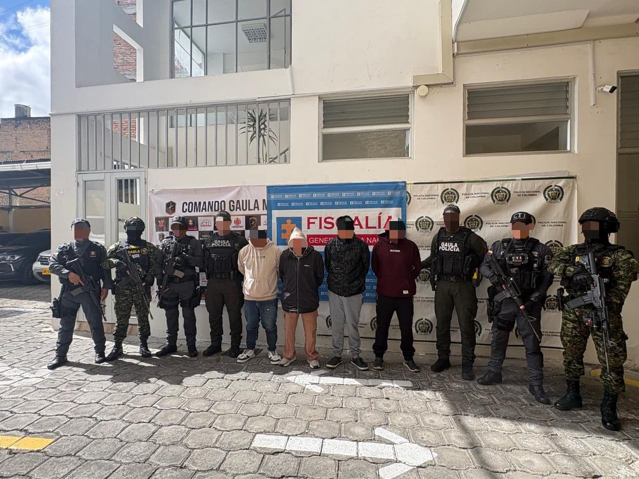 Autoridades capturan a cuatro integrantes de las disidencias de las Farc en Nariño. Foto: Ejército