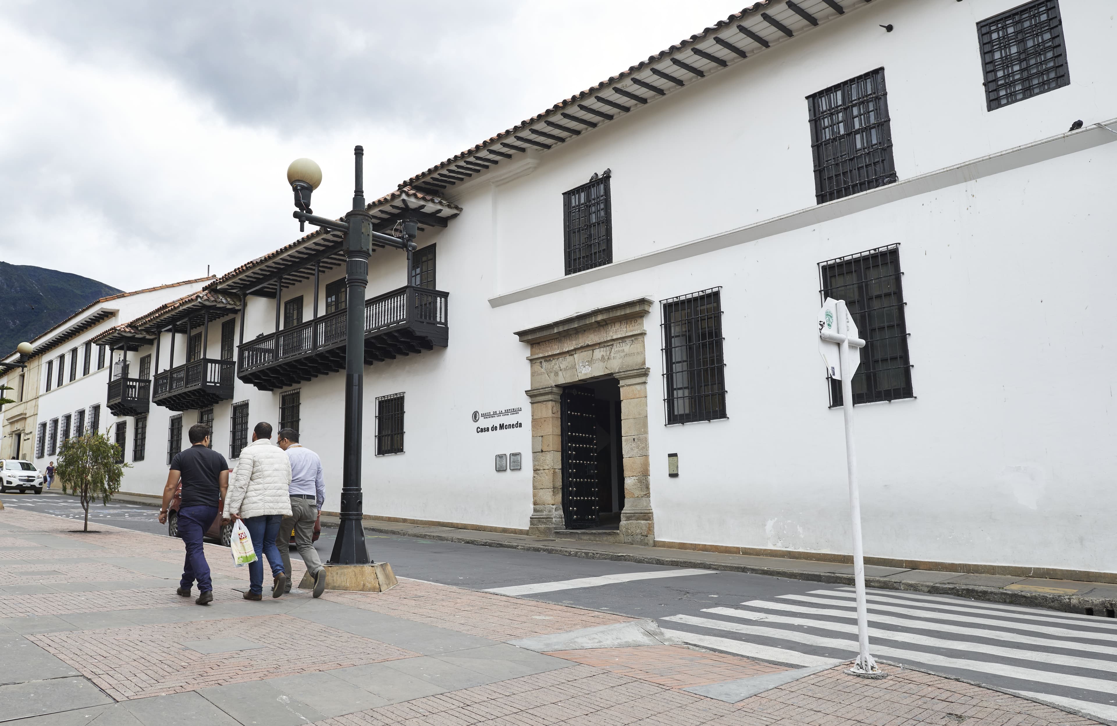 photologuephotos2023-08calle_11_casamonedajpg
