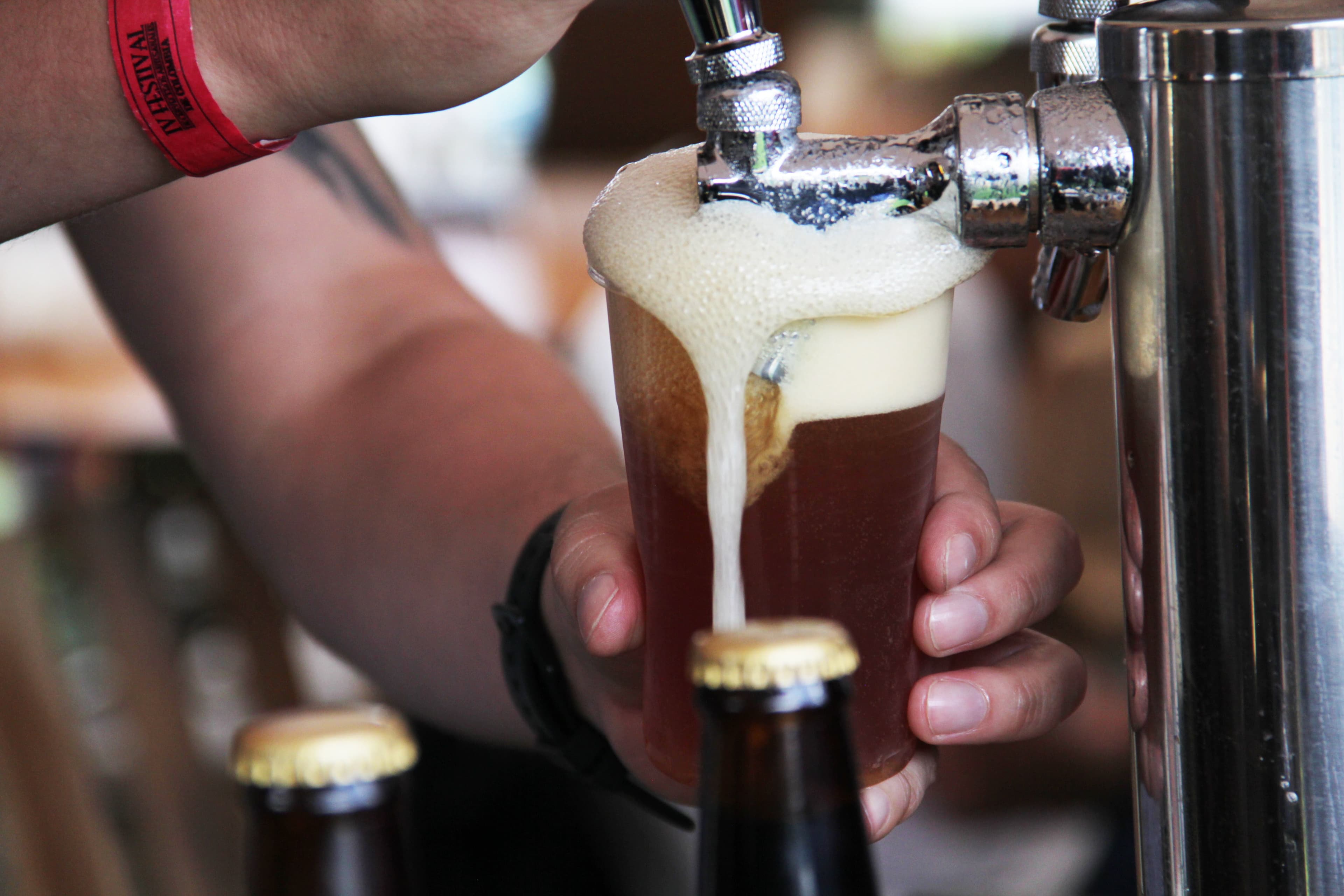 photologuephotos2023-07vuelve_cerveza_redds_a_colombiajpg