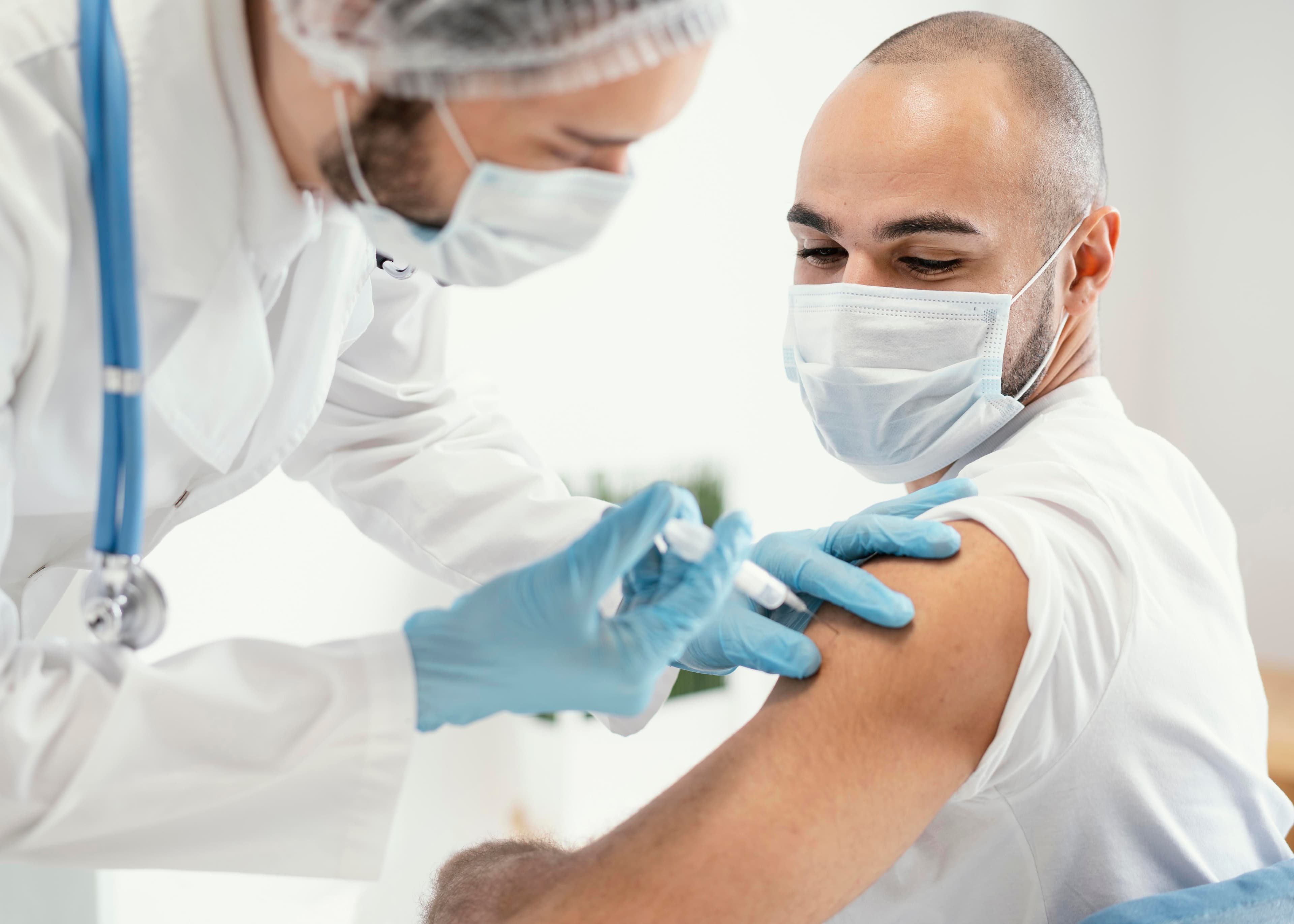 photologuephotos2023-09paciente-vacunado-clinicajpg