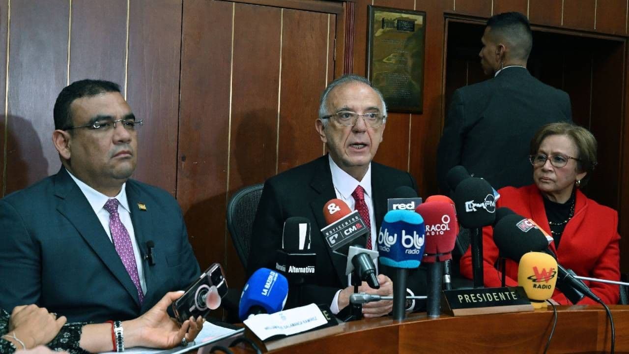 photologuephotos2024-10aunque_no_se_han_encontrado_registros_gobierno_seguira_investigando_adquisicion_de_pegasusjpg
