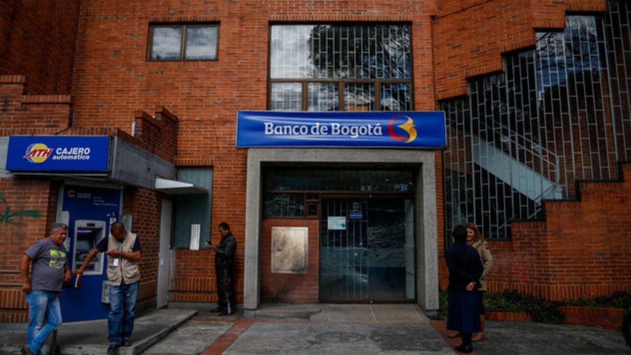 photologuephotos2024-12banco_de_bogotajpg