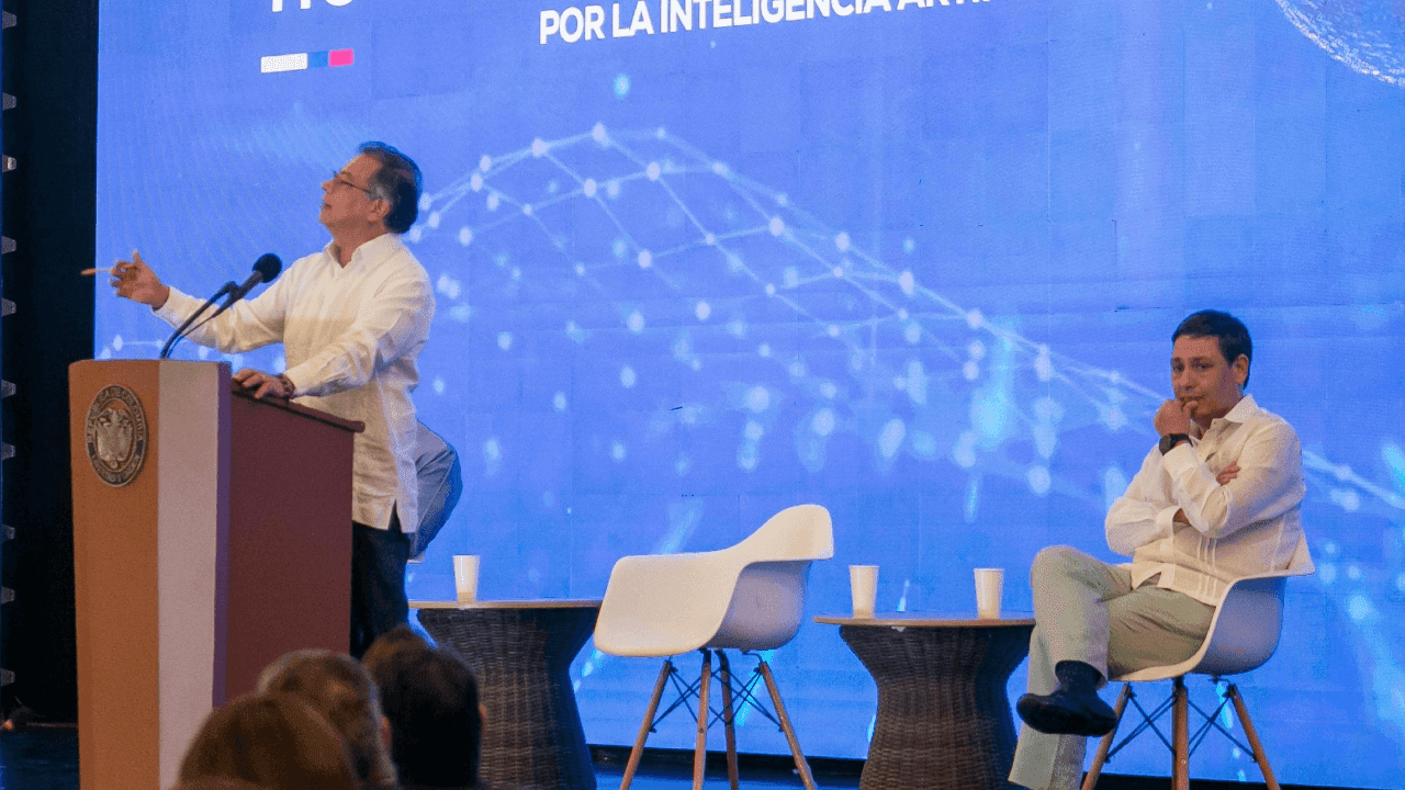 photologuephotos2025-01gustavo_petro_y_mauricio_lizcano_0png