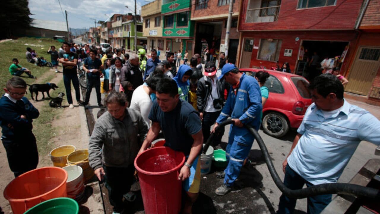 photologuephotos2025-04racionamiento_de_aguajpg