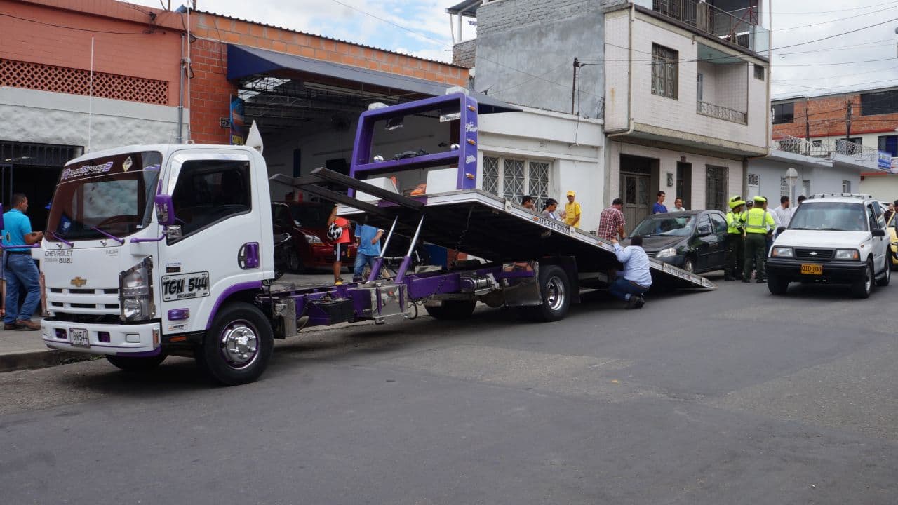 photologuephotos2025-07ley_contra_cobros_abusivos_de_grua_patios_y_ceposjpg
