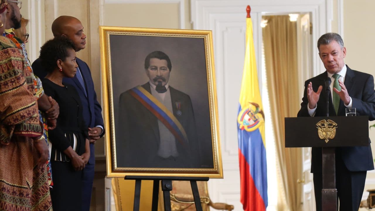 photologuephotos2025-08presidente_afrojpg