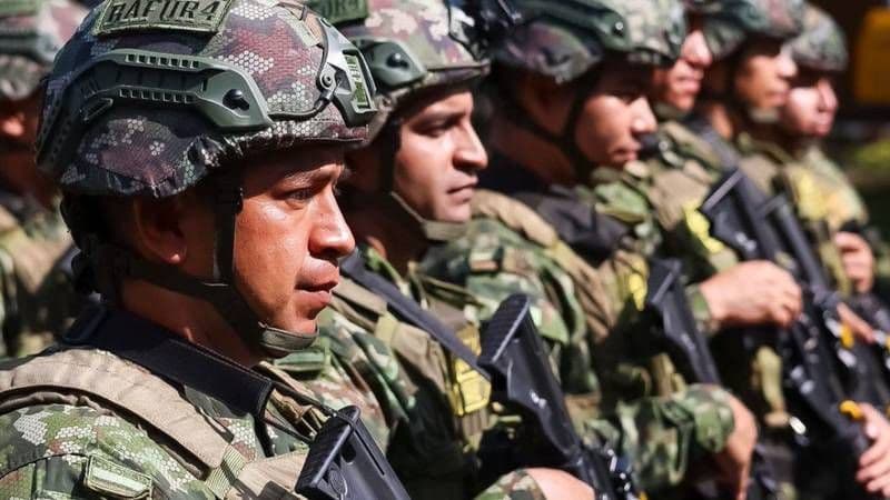 Tropas del Ejército.