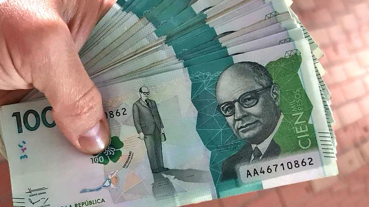 billetes_freepik_6.jpeg
