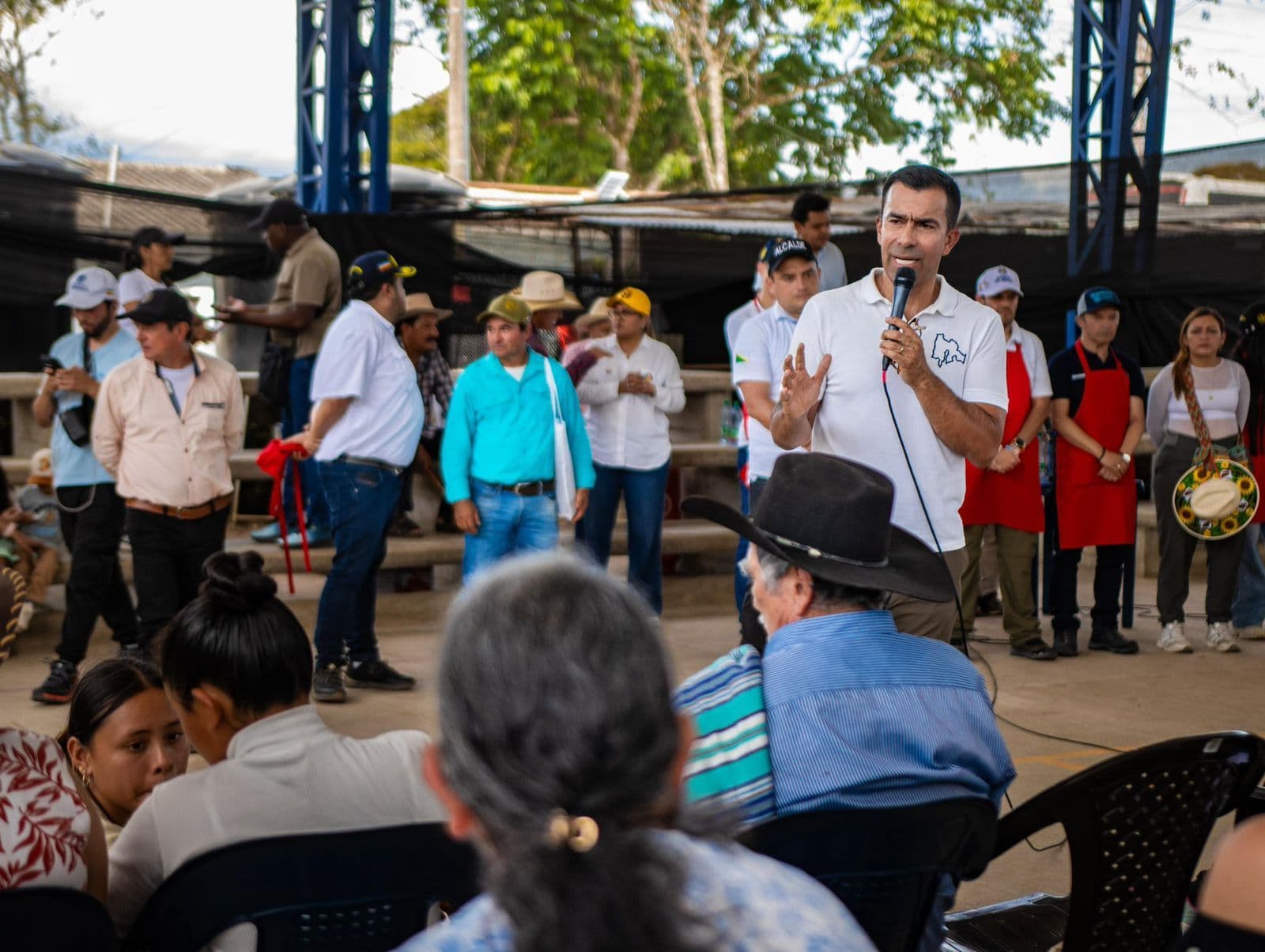 El plan contempla la construcción de 610 viviendas y la intervención de 45 Instituciones Educativas Departamentales.