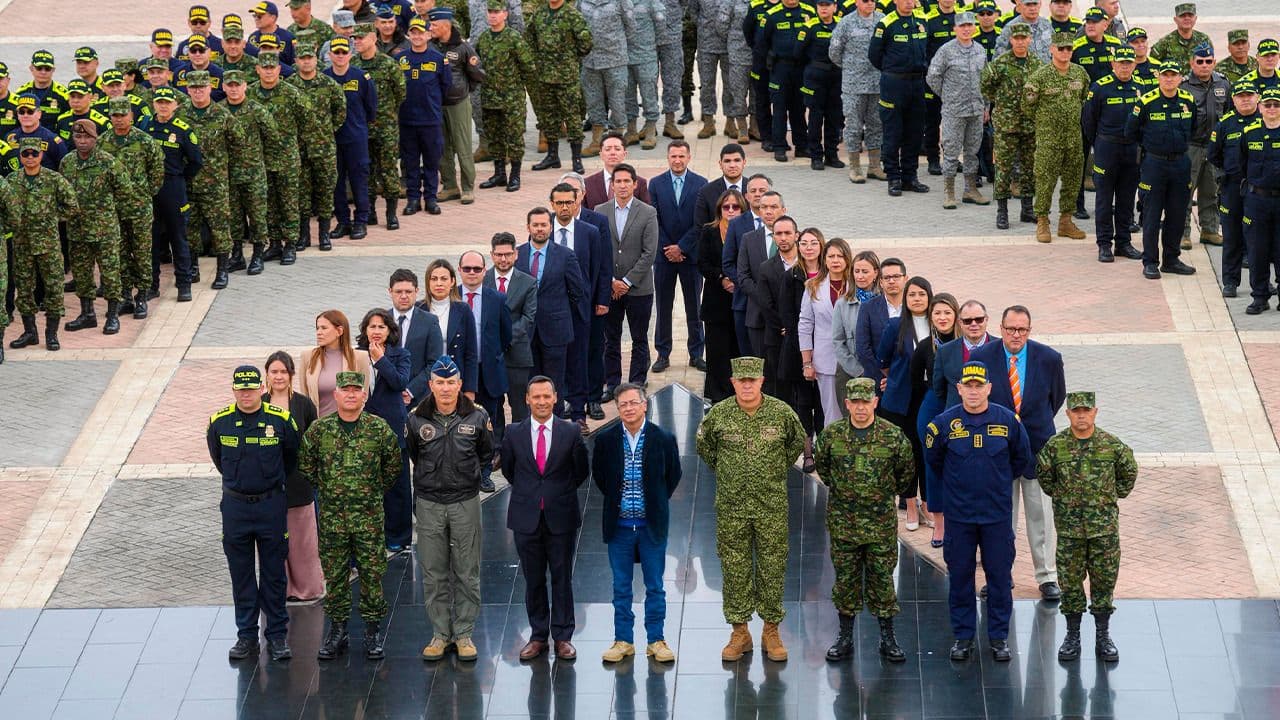 Petro- militares