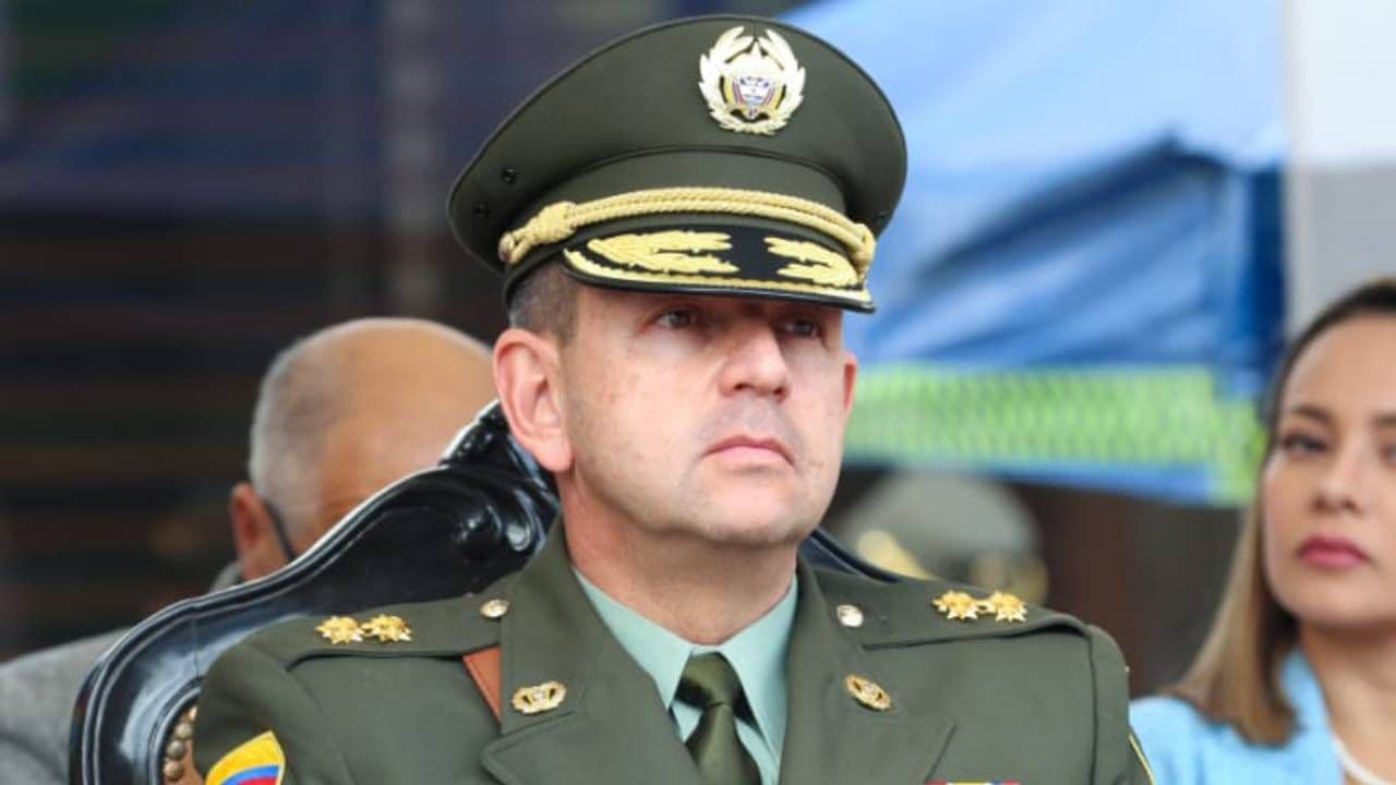 El general retirado José Luis Ramírez Hinestroza en un acto oficial de la Policía Nacional. El general retirado José Luis Ramírez Hinestroza en un acto oficial de la Policía Nacional.
