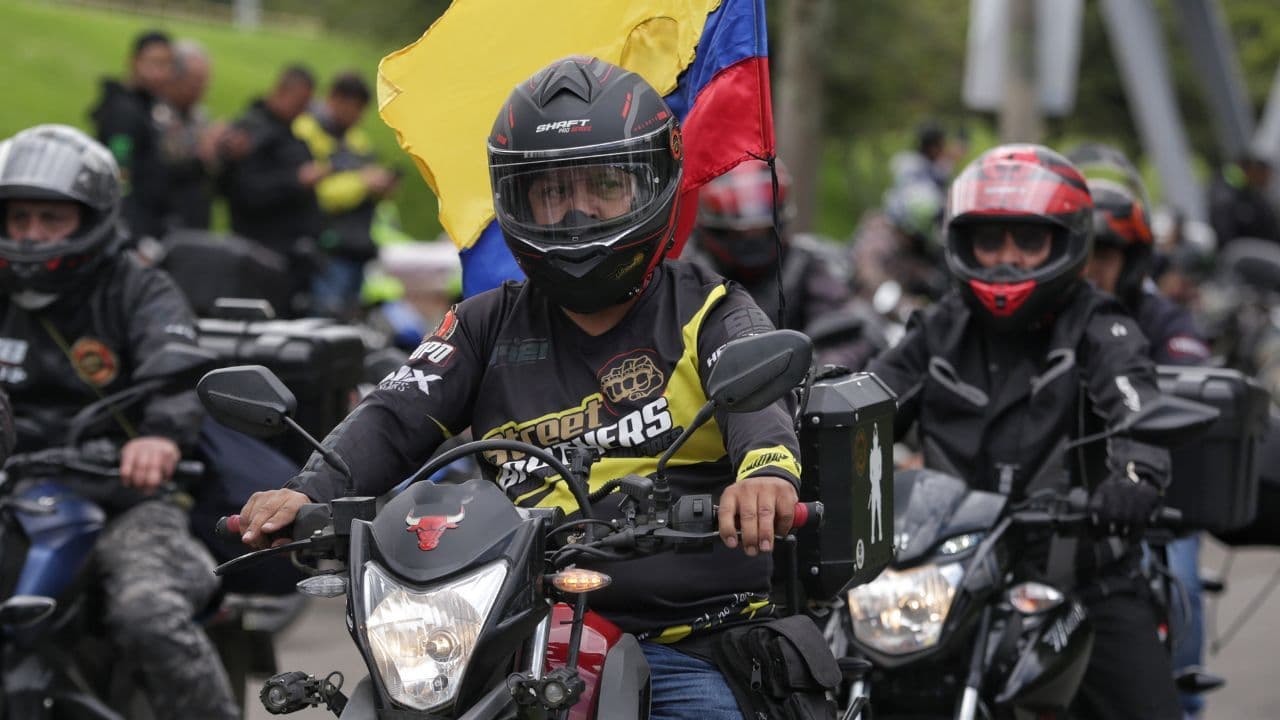 La disputa por los votos de las motociclistas 2
