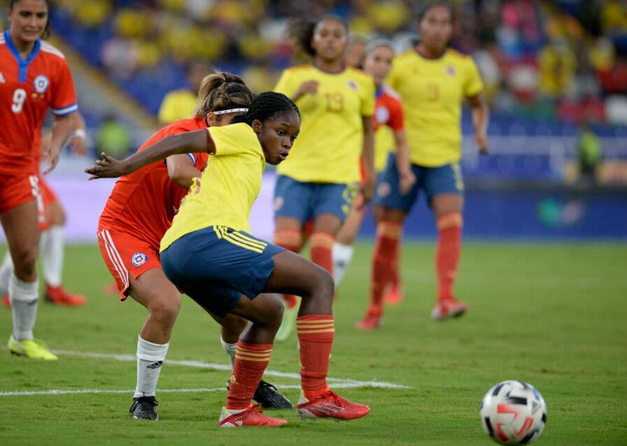 photologuephotos2023-03dia_futbol_femenino_linda_caicedojpg