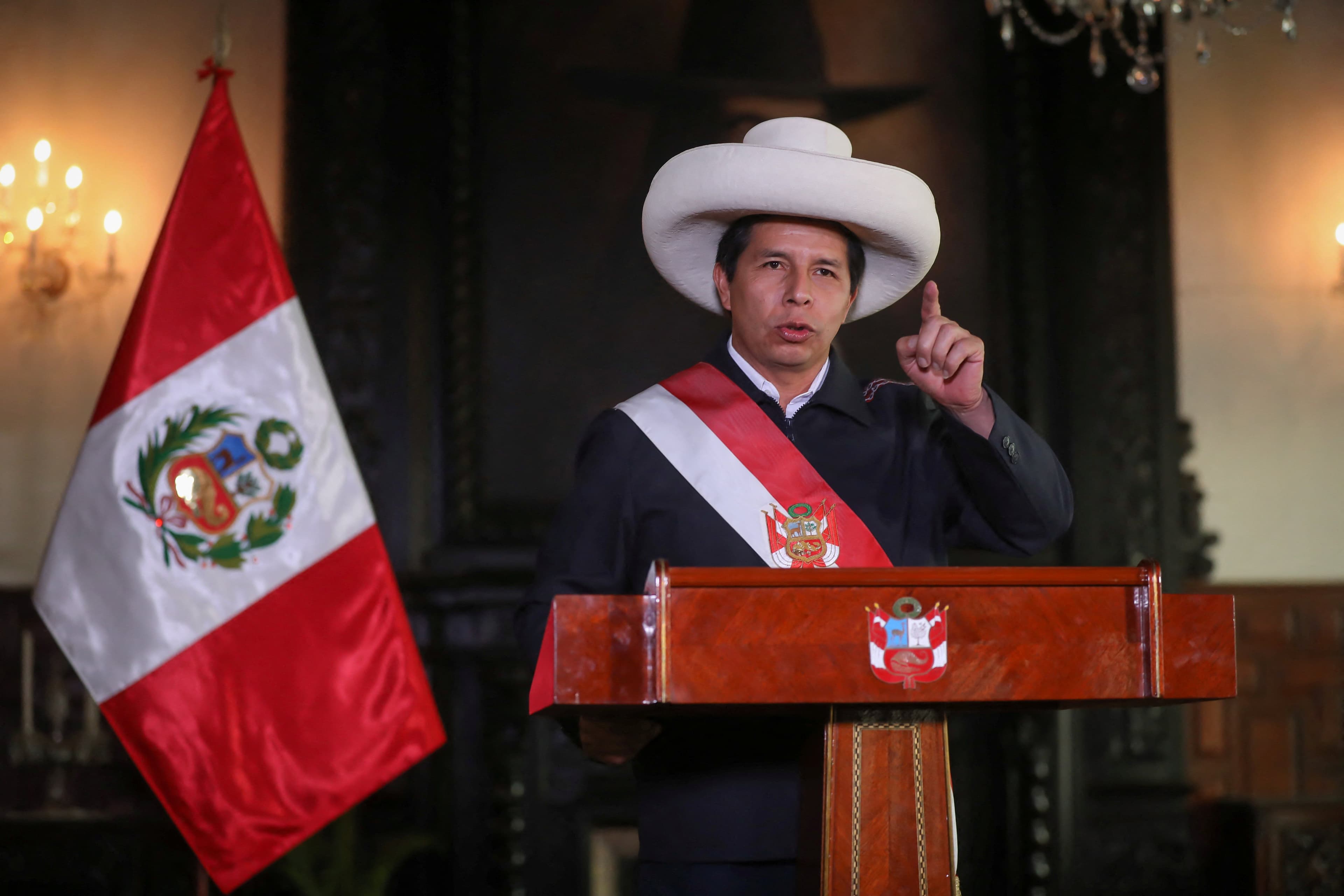 photologuephotos2022-022022-02-09t025033z_1_lynxmpei1802y_rtroptp_4_peru-politicsjpg