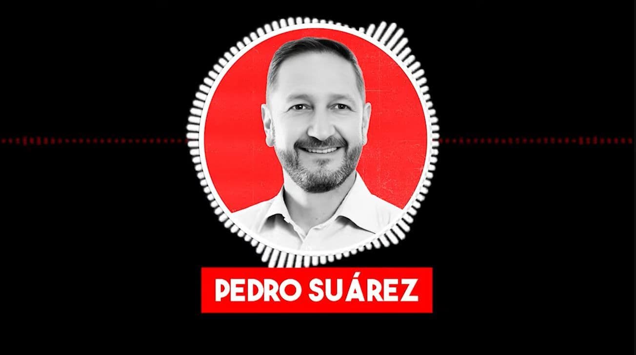 photologuephotos2023-04julio_sanchez_cristo_entrevista_a_pedro_suarezjpg