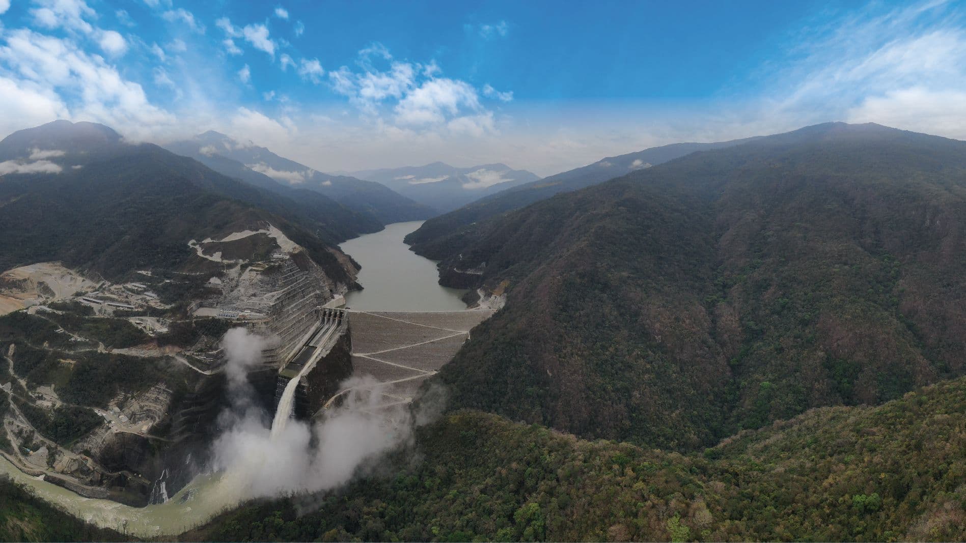 photologuephotos2023-03embalse_de_hidroituangojpg