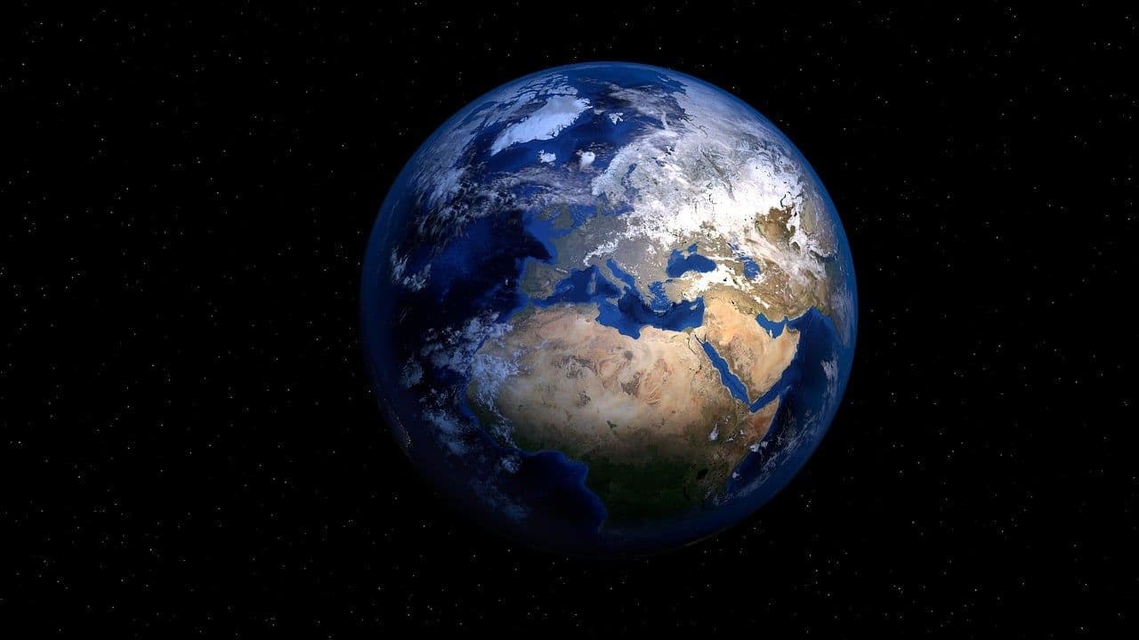 photologuephotos2023-06earth-1617121_1280jpg