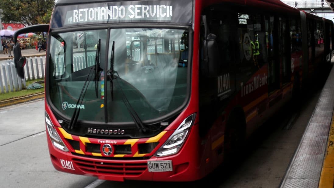 photologuephotos2023-04transmileniojpg