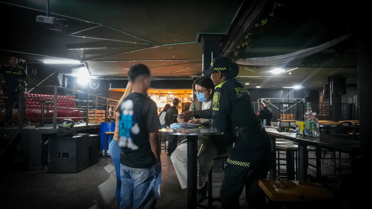 Intervienen establecimiento que funcionaba bajo fachada de sindicato: hallaron 47 menores, drogas y armas