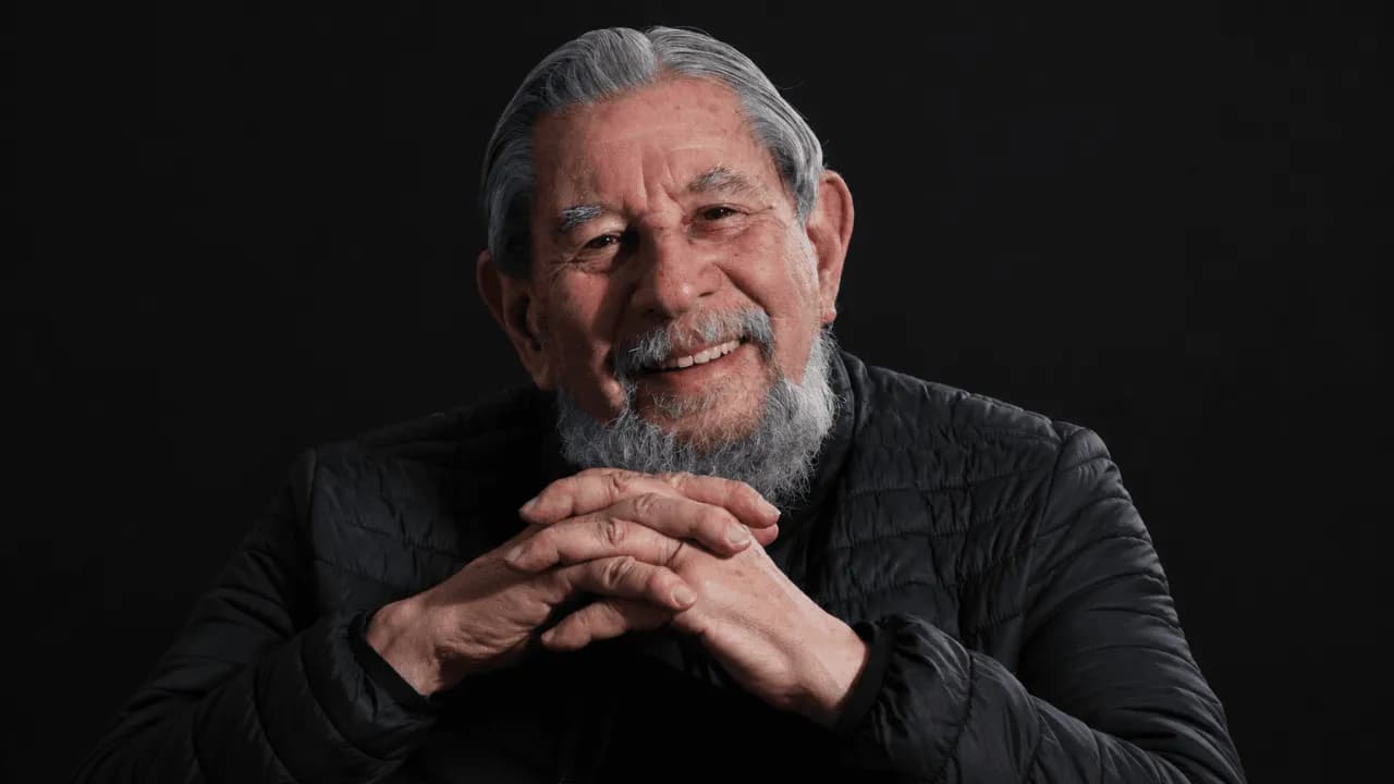 Diez poemas para celebrar la vida de José Luis Díaz Granados