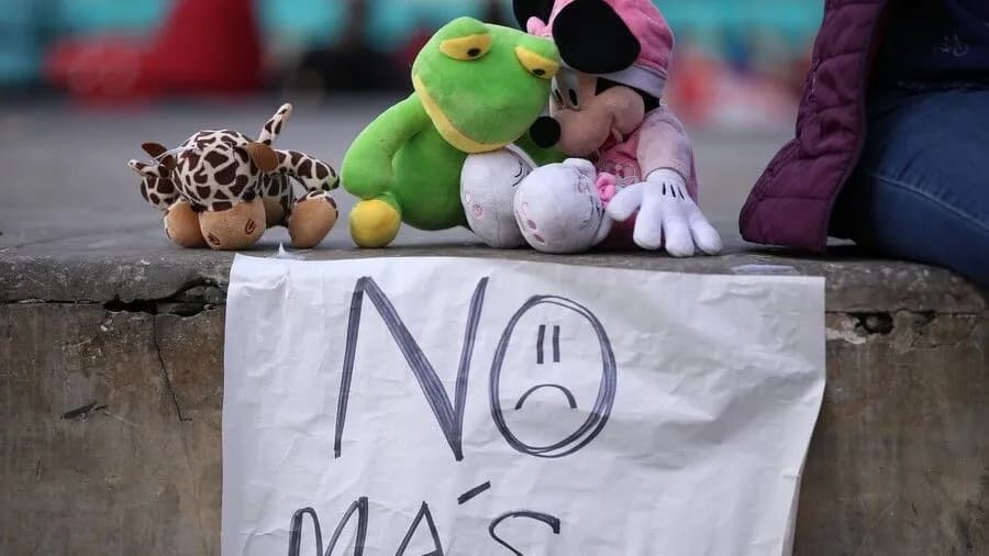 A la cárcel mujer señalada de torturar y asesinar a su hijo de cinco años en Medellín