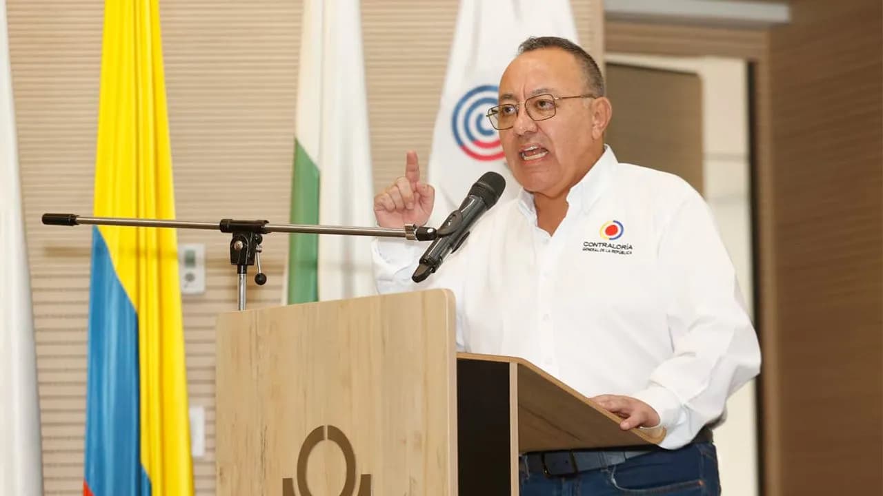 Carlos Enrique Silgado reiteró que el empalme entre gobiernos es una obligación establecida por la ley. Créditos: Pagina de la personería