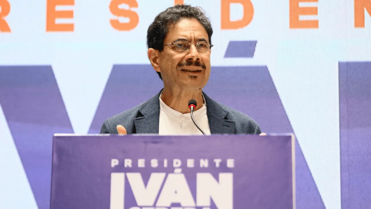 Iván Cepeda anuncia denuncia penal contra Abelardo de la Espriella por presunto uso irregular de recursos de la salud