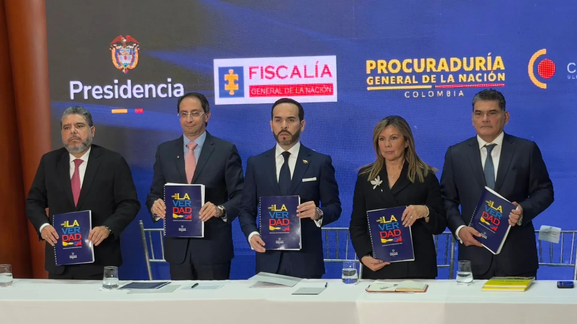 'Libro de la verdad': Gobierno presenta 82 denuncias contra la administración Petro; Fiscalía ya anunció un equipo especial de investigación