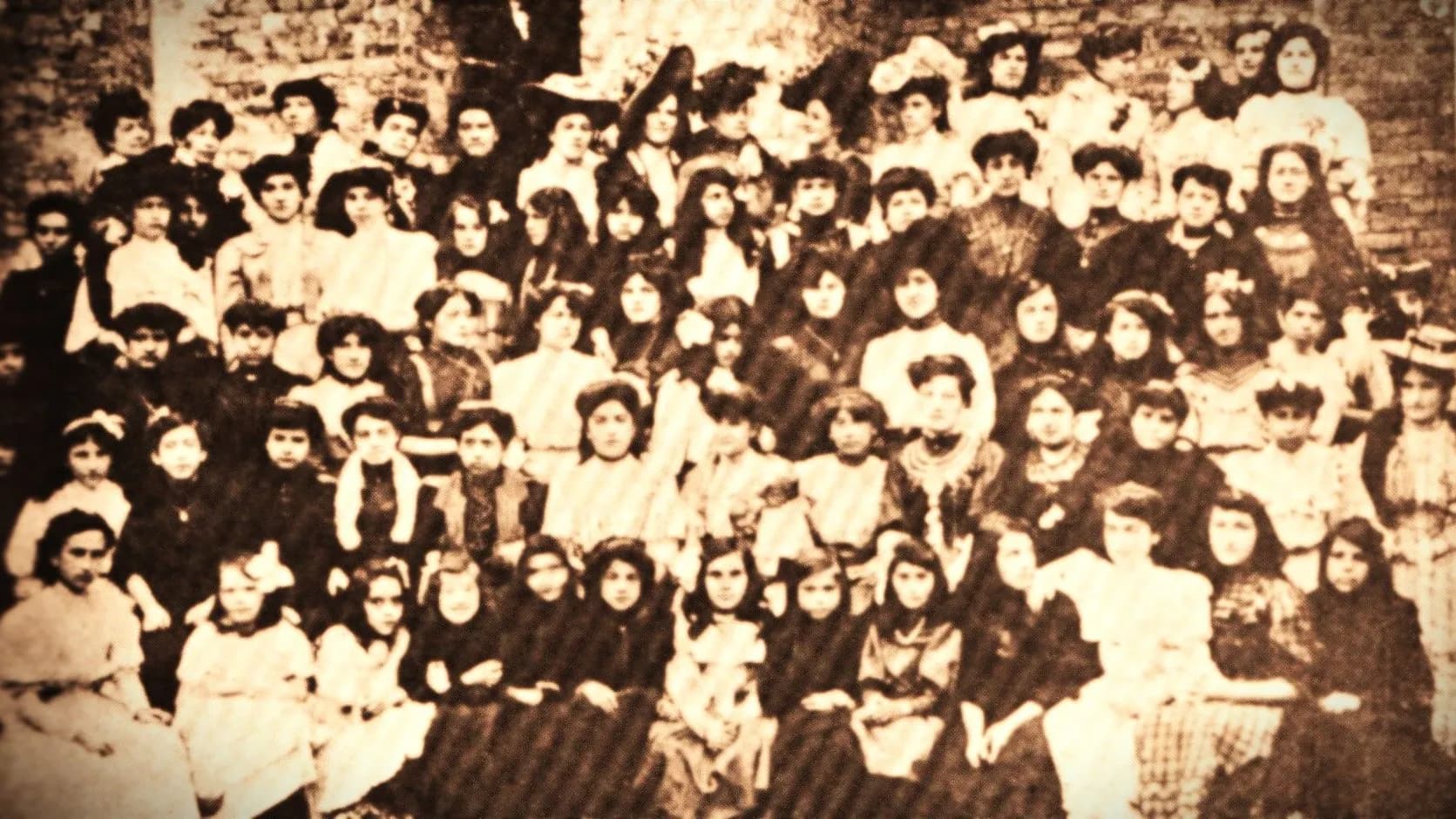 Grupo de alumnas de la Academia Nacional de Música