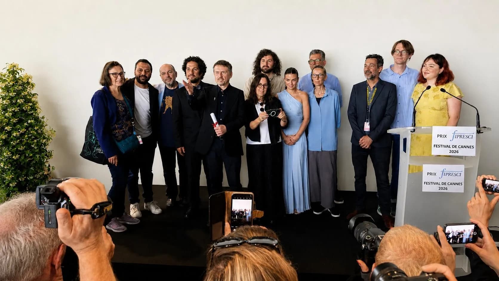 Cristian Mungiu, director rumano con el jurado del premio de la Crítica Cinematográfica. Foto: Juan Carlos Lemus.