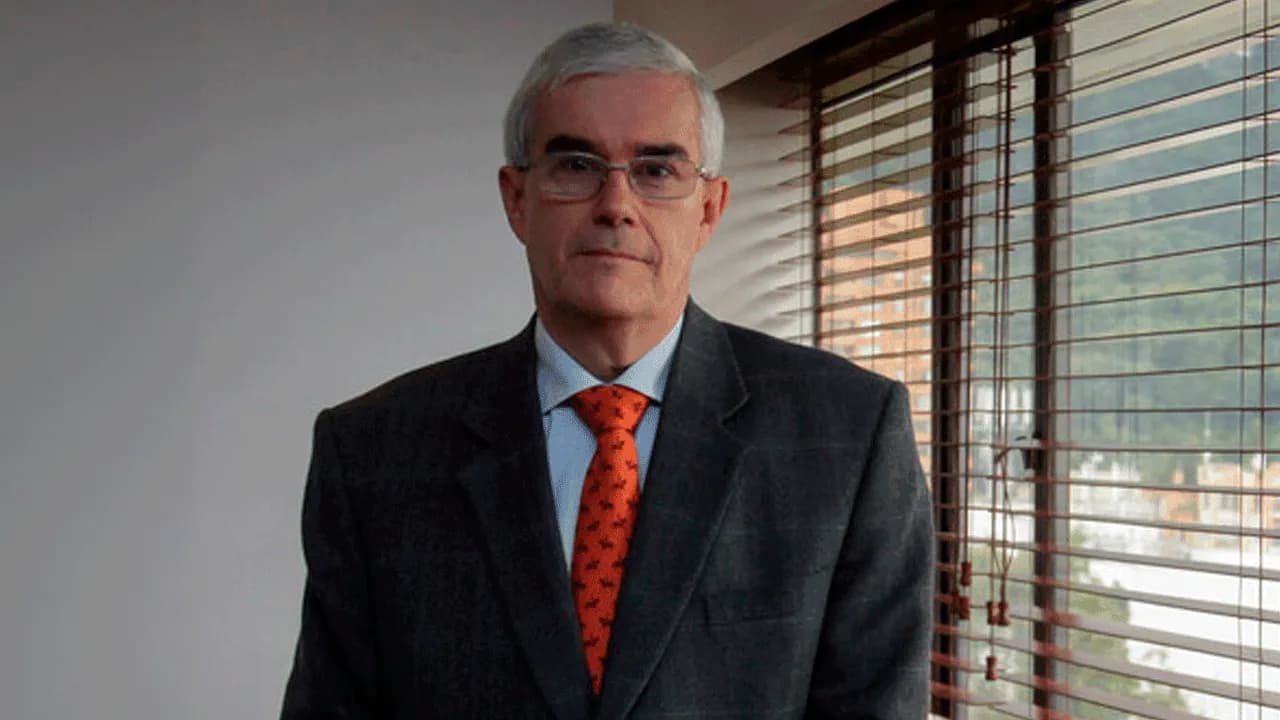 Políticas Públicas | Carlos Enrique Moreno propone una reforma del Estado enfocada en reducir la pobreza y fortalecer las regiones