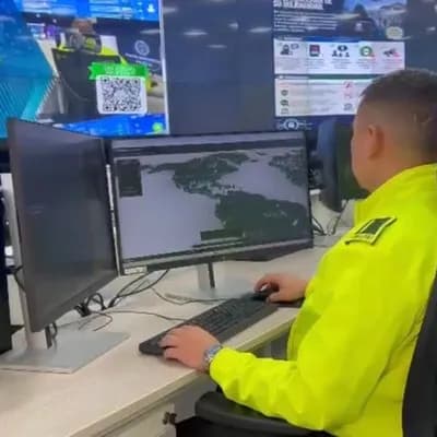 Policía hizo alerta a la comunidad para no caer en estafas por ayudas por emergencia en el país. Foto: Policía Nacional.