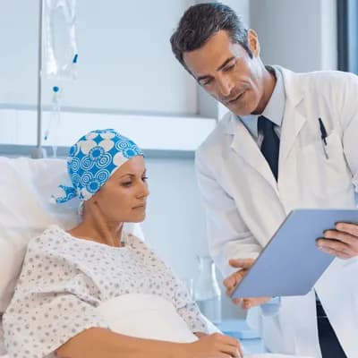 Enfriamiento capilar: la tecnología que busca reducir la caída del cabello durante la quimioterapia