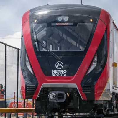 Polémica entre Peñalosa y embajador de China por recorrido en el metro: "Nunca hemos presentado el Metro de Bogotá como un regalo de China"