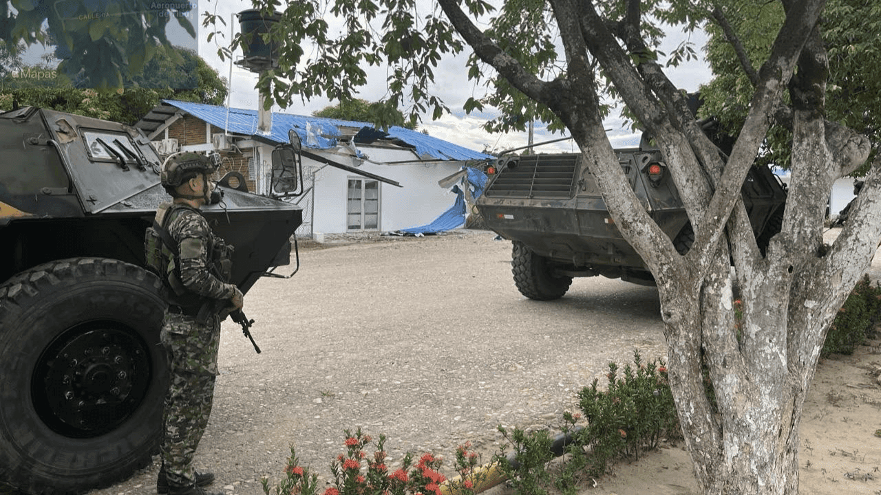 Ejército señala al ELN de ataque con explosivos contra el aeropuerto de Tibú: hay tres heridos y retrasos en la reactivación de vuelos