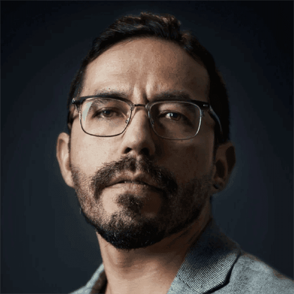 Modera: José  Guarnizo