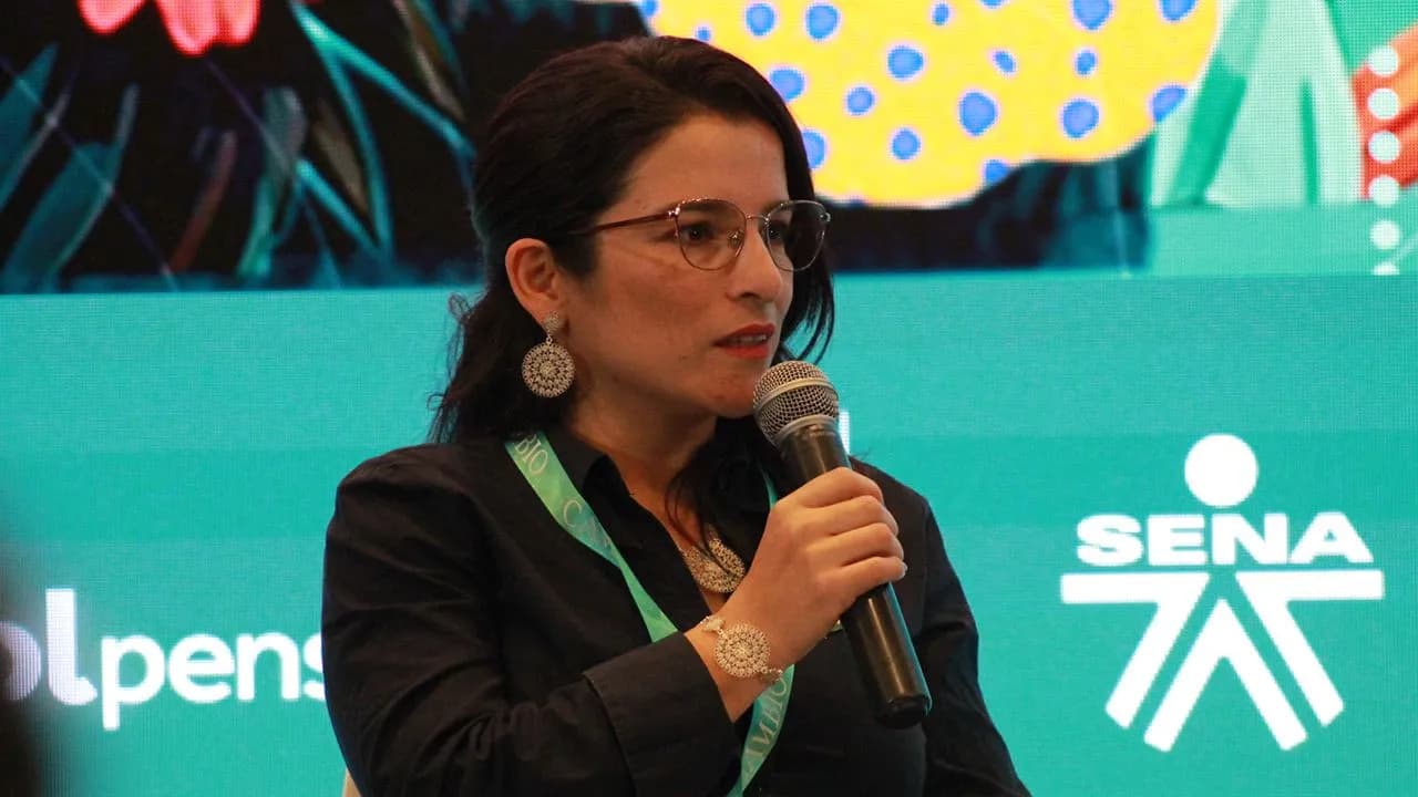 'Quién ha enredado la pensional es el magistrado Jorge Ibáñez': representante Martha Alfonso