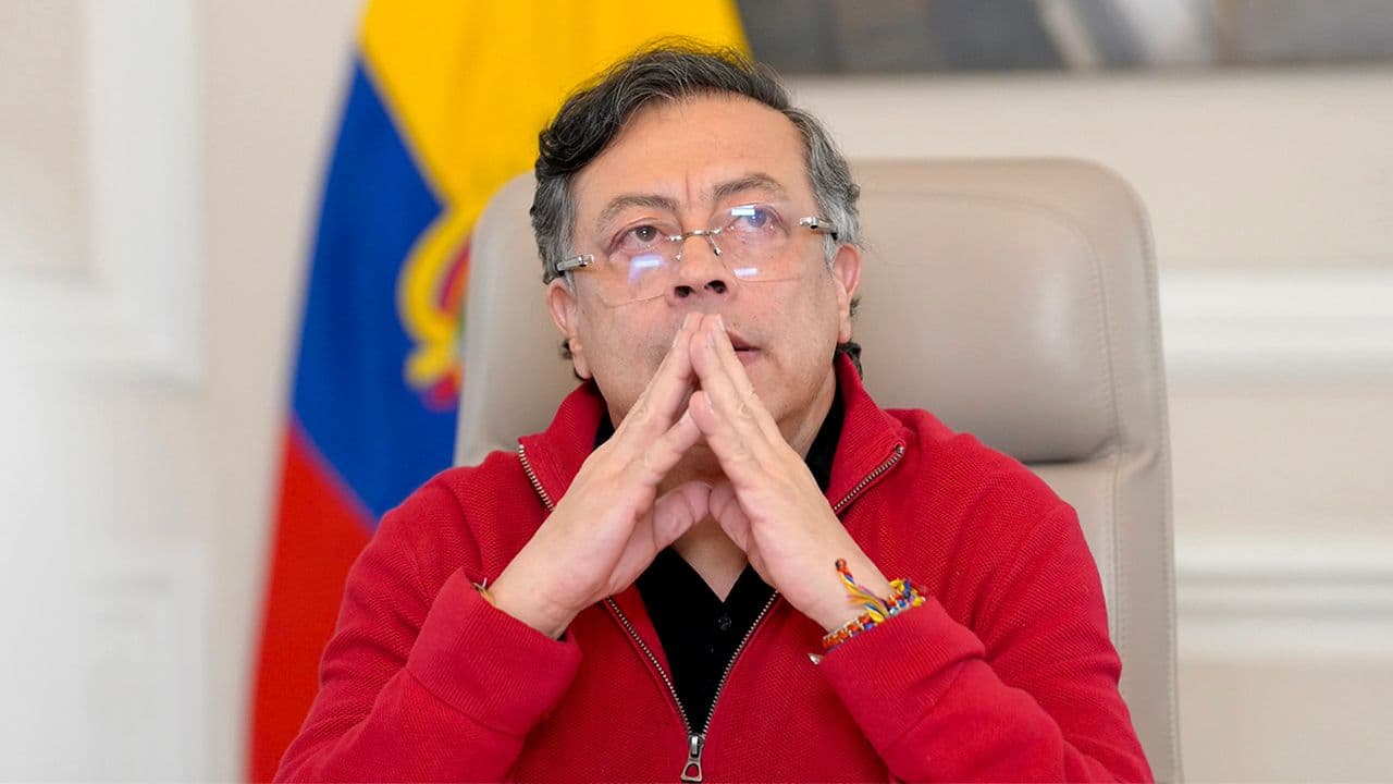 Los mensajes de apoyo entre Donald Trump y Abelardo de la Espriella que desataron la reacción de Gustavo Petro Los mensajes de apoyo entre Donald Trump y Abelardo de la Espriella que desataron la reacción de Gustavo Petro