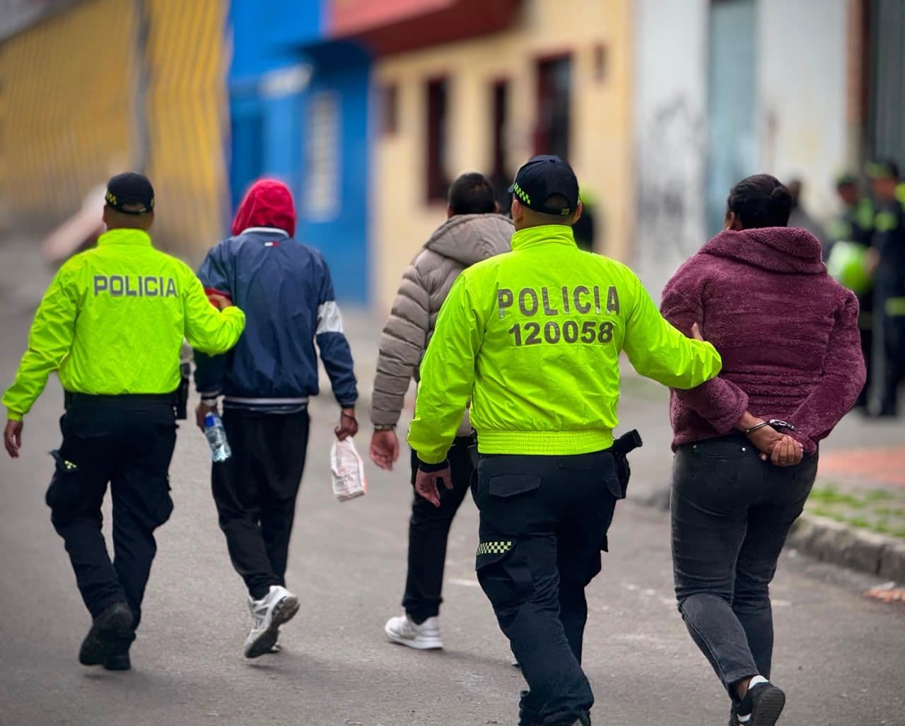 En un operativo fueron capturados cinco integrantes de la banda Lucifer que delinquían en Bogotá. Foto: Policía. En un operativo fueron capturados cinco integrantes de la banda Lucifer que delinquían en Bogotá. Foto: Policía.