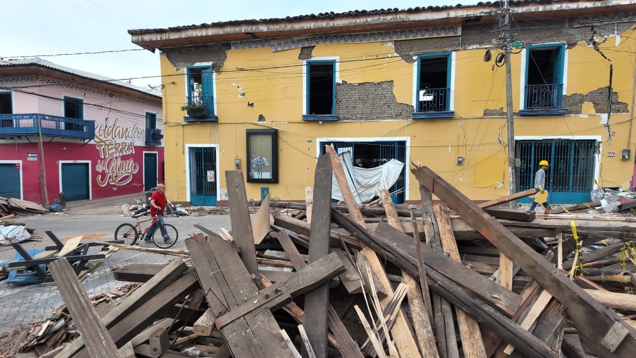 Una imagen de Roldanillo, Valle del Cauca, tras el terremoto. Foto: cortesía de Raúl Palacios / El País. Una imagen de Roldanillo, Valle del Cauca, tras el terremoto. Foto: cortesía de Raúl Palacios / El País.