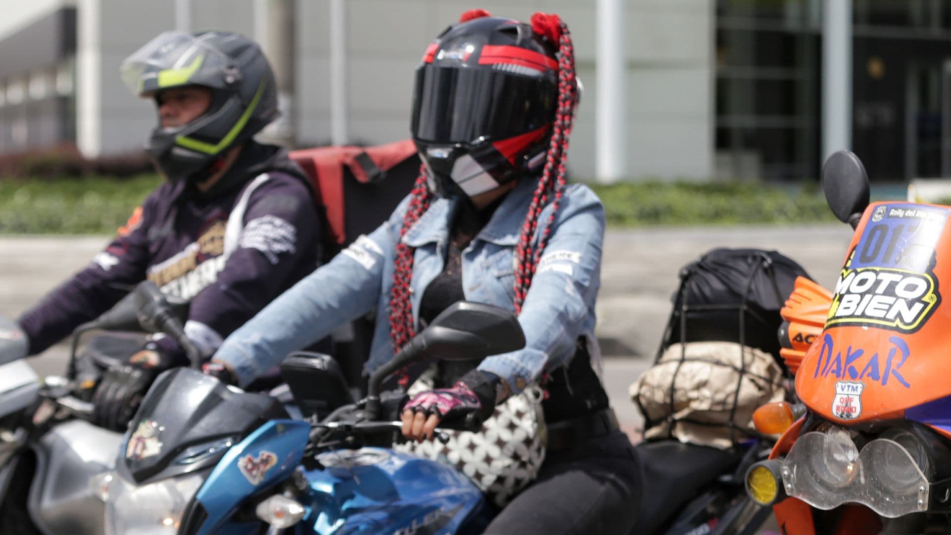 photologuephotos2023-04curso_gratis_motociclista_mujerjpg photologuephotos2023-04curso_gratis_motociclista_mujerjpg