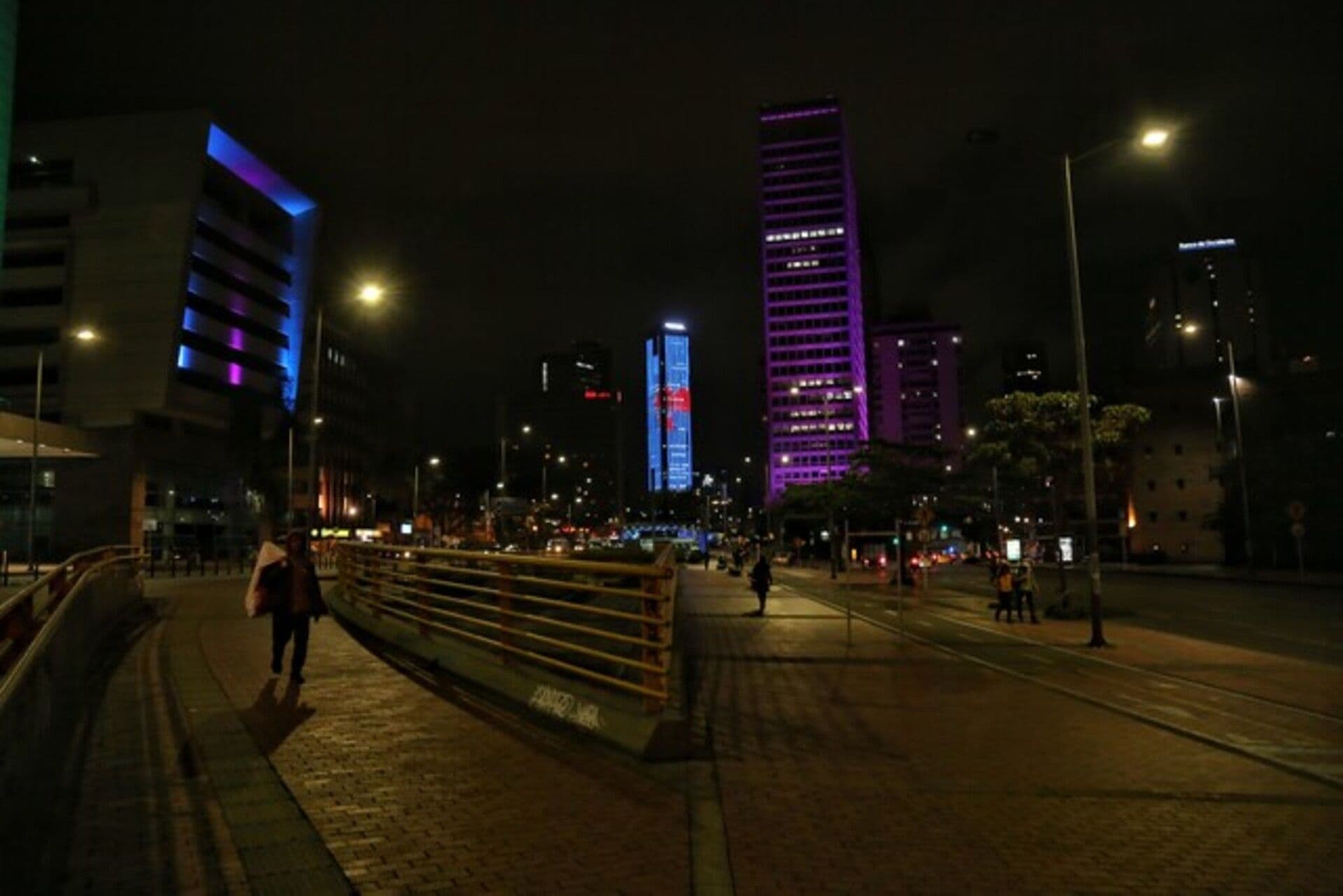 photologuephotos2023-08bogota_centro_de_inversion_1jpg photologuephotos2023-08bogota_centro_de_inversion_1jpg
