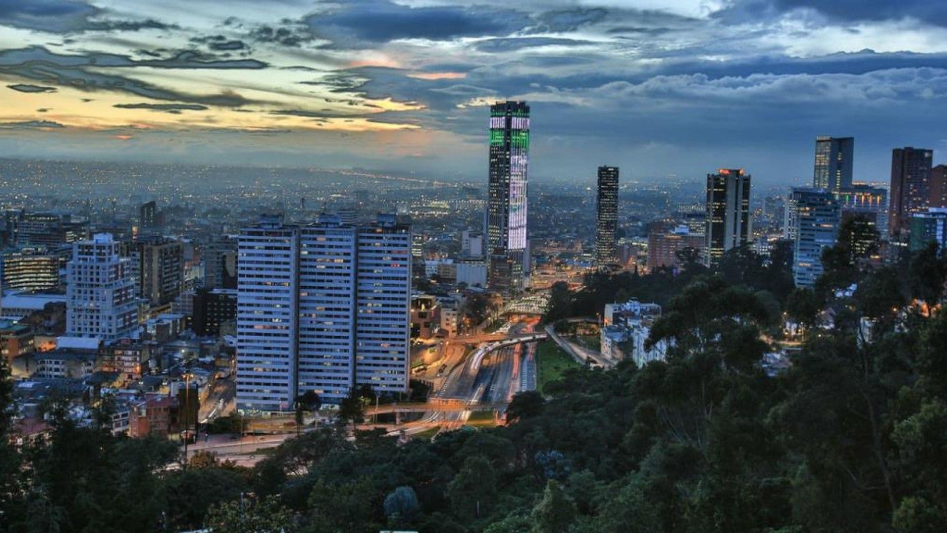 photologuephotos2023-08panoramica_de_bogota-2_x_1400jpg photologuephotos2023-08panoramica_de_bogota-2_x_1400jpg