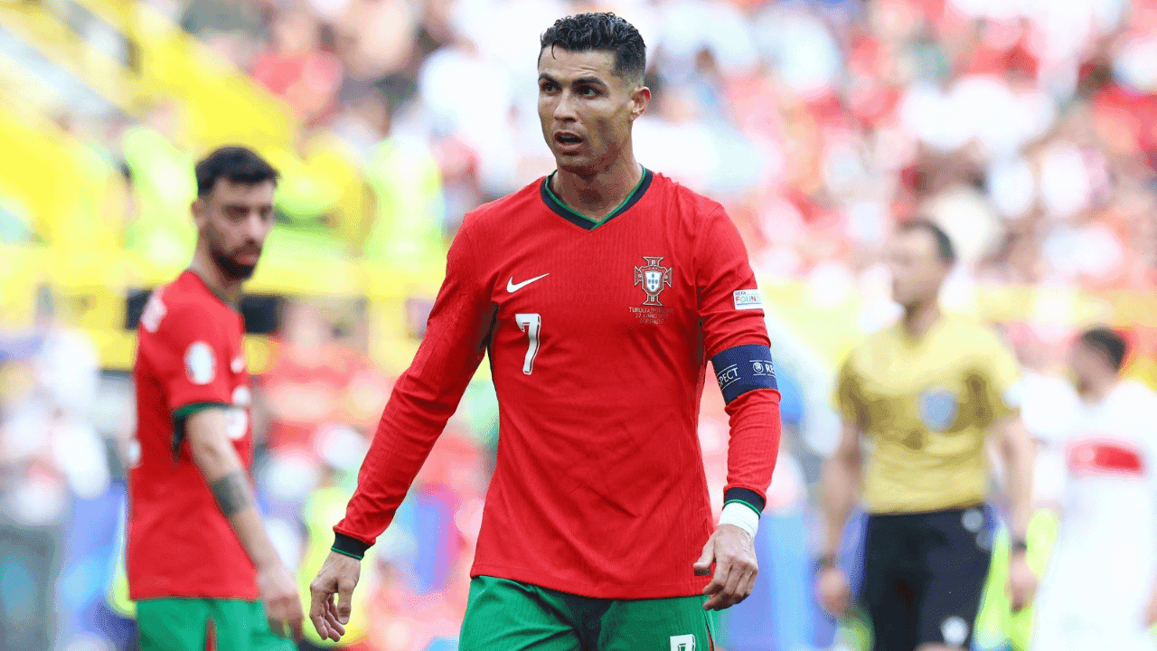photologuephotos2024-06portugal_con_cristiano_ronaldo_se_clasifico_a_los_octavospng photologuephotos2024-06portugal_con_cristiano_ronaldo_se_clasifico_a_los_octavospng