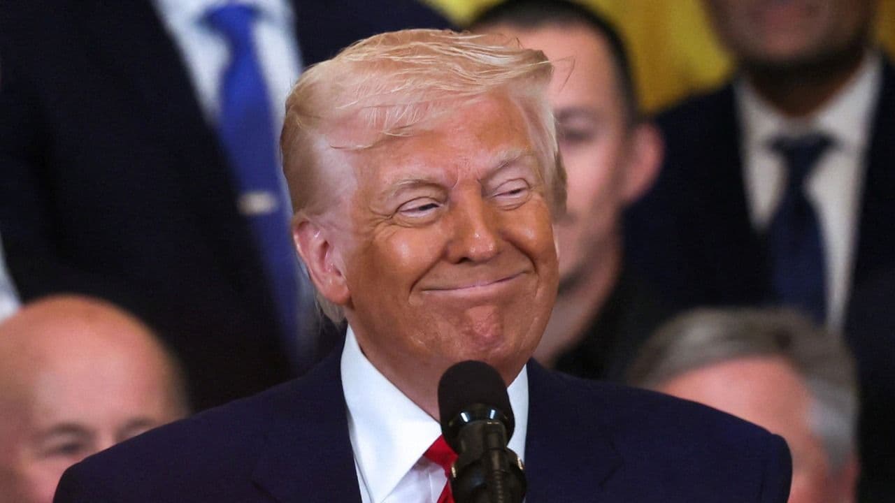 photologuephotos2025-07presidente_donald_trump_exime_a_los_telefonos_y_los_computadores_de_los_aranceles_a_chinajpeg photologuephotos2025-07presidente_donald_trump_exime_a_los_telefonos_y_los_computadores_de_los_aranceles_a_chinajpeg