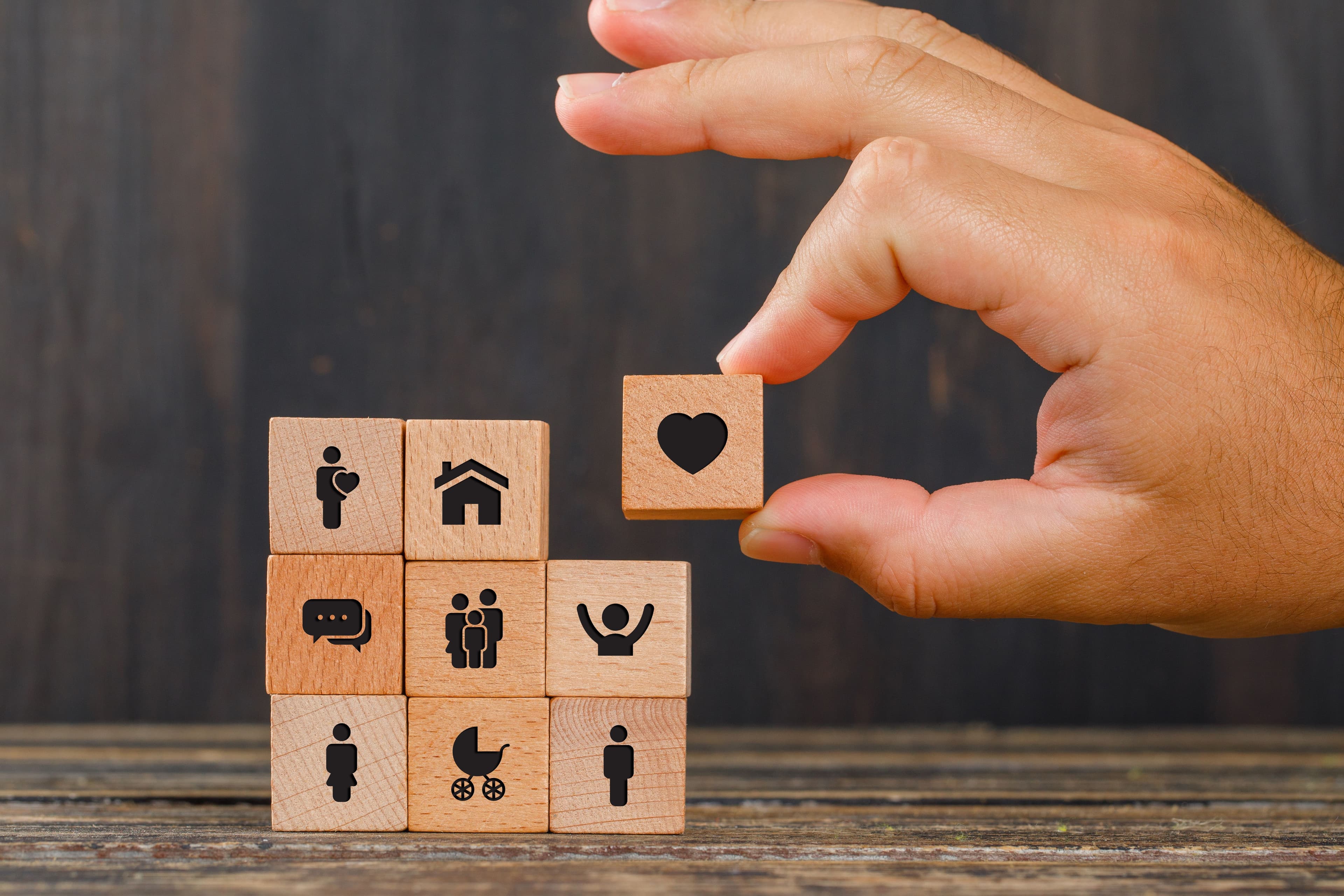 La verdadera seguridad no radica en reaccionar cuando ocurre una emergencia, sino en construir un blindaje que permita seguir adelante sin que un imprevisto descarrile los proyectos personales y familiares. La verdadera seguridad no radica en reaccionar cuando ocurre una emergencia, sino en construir un blindaje que permita seguir adelante sin que un imprevisto descarrile los proyectos personales y familiares.