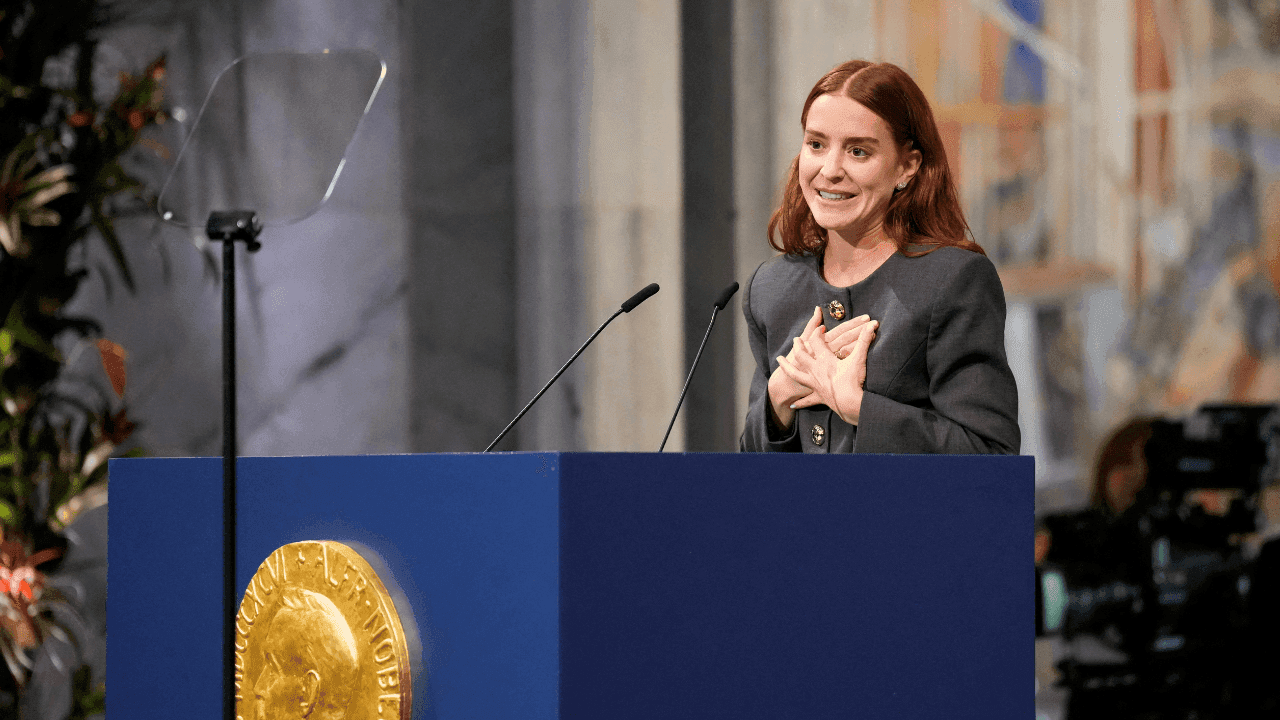 Hija de María Corina Machado dando el discurso del nobel de paz Hija de María Corina Machado dando el discurso del nobel de paz